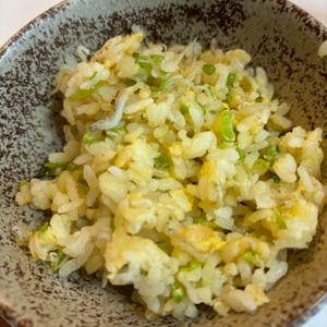 幼児食☆小松菜としらすのチャーハン！